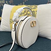 Valentino Vlogo Signature Calfskin Mini Bag White 16x15x6.5cm - 5