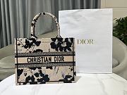 Dior Medium Book Tote Beige and Black Fleurs Mystiques 36x27.5x16.5cm - 1