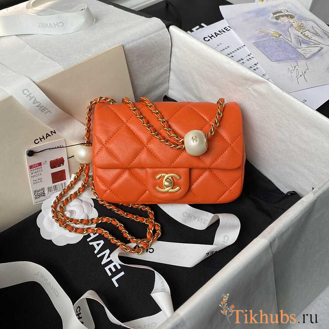Chanel 24s Mini Flap Bag Orange Lambskin 17x11.5x5cm - 1