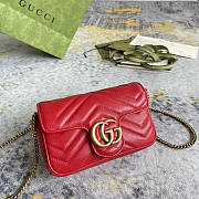Gucci GG Marmont Matelasse Super Mini Bag Red 16.5x10x5cm - 3