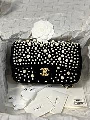 Chanel Velvet Pearl Mini Flap Bag Black 17x10x4.5cm - 1