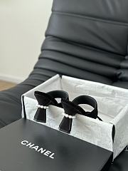 Chanel Black Suede Pearls Heel 5.5cm - 3