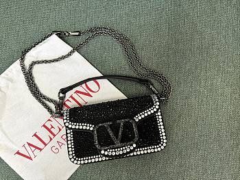Valentino Garavani Small Locò Crystal-embellished Shoulder Bag 19x10.5x5cm