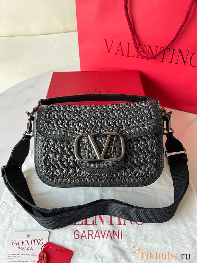 Valentino Garavani Alltime Raffia Black Shoulder Bag 23.5x16x8cm - 1