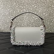 Valentino Garavani Small Locò Grey Shoulder Bag 19x10.5x5cm - 4