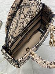 Dior Medium Lady D-Lite Bag Beige Black Soleil 24 x 20 x 11 cm - 6