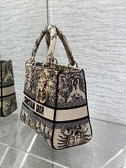 Dior Medium Lady D-Lite Bag Beige Black Soleil 24 x 20 x 11 cm - 3