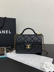 Chanel Handle Flap Bag Black Caviar Gold 18x13x8cm - 1