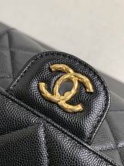 Chanel Handle Flap Bag Black Caviar Gold 18x13x8cm - 2