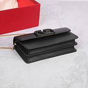 Valentino Garavani Small Leather Chain Wallet Black 20x10.5x4cm - 5