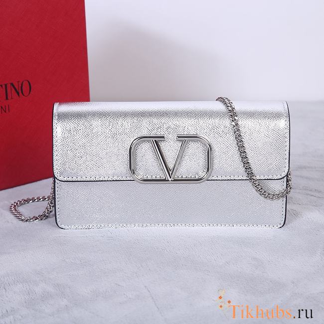 Valentino Garavani Small Leather Chain Wallet Silver 20x10.5x4cm - 1