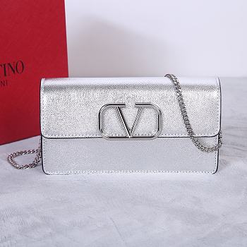 Valentino Garavani Small Leather Chain Wallet Silver 20x10.5x4cm