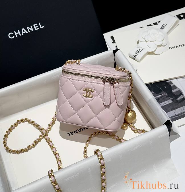 Chanel Mini Vanity Case Light Pink Lambskin 11cm - 1