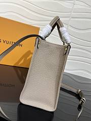 LV Onthego Small Grey M45779 Size 25 x 19 x 11.5 cm - 6