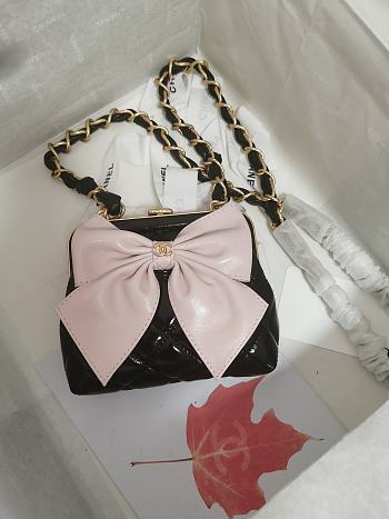Chanel Clutch With Strap Glossy Black Pink 12 x 13 x 4 cm