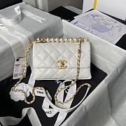 Chanel Mini Flap Bag Handle White Lambskin 13x19x7cm - 1