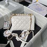 Chanel Mini Flap Bag Handle White Lambskin 13x19x7cm - 4