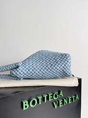 Bottega Veneta Tosca Shoulder Bag Blue 27x18x9cm - 5