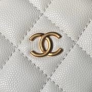 Chanel Clutch With Strap White Caviar Gold 19x14x7cm - 5