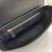 Gucci GG Cross-Body Bag 27x20x9cm - 5