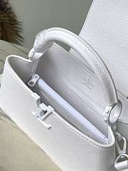 Louis Vuitton LV Capucines BB East-West White 29x16.5x9cm - 6