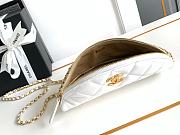 Chanel Bumbag White 17x24x11cm - 2