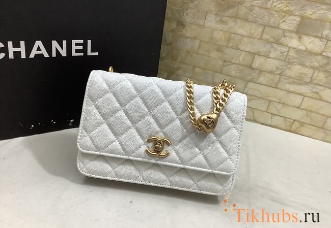 Chanel Wallet On Chain White Caviar Heart 19cm - 1