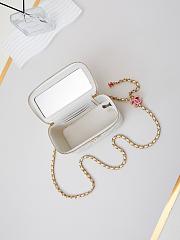 Chanel Vanity Case White Bag 17x9.5x8cm - 4