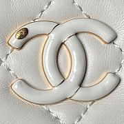 Chanel Fanny Pack Bag White 28x12x6cm - 6