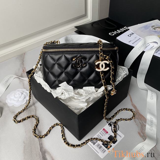 Chanel Vanity Case Black Bag 17x9.5x8cm - 1