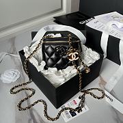 Chanel Mini Vanity Case Black Bag 11x8.5x7cm - 1