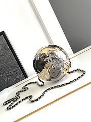 Chanel Evening Bag 9x9x9cm - 4