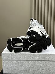 Dior Chrono Sneaker White Black - 2