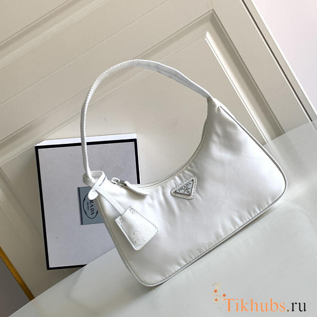 Prada Re-Edition 2005 Re-Nylon Bag White 23x13x5cm - 1