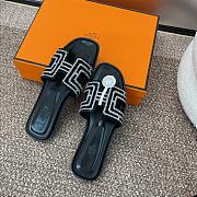 Hermes Oran Sandal Suede Goatskin Black - 3