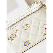 Chanel 24c Vanity Case White Bag 17cm - 2