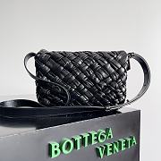 Bottega Veneta Small Rumple Messenger Black 21x14x5cm - 3