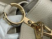 Louis Vuitton LV Capucines BB White Quartz 27 x 18 x 9 cm - 2