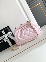 Chanel Clutch Lambskin Gold Light Pink 24x16x8cm - 1