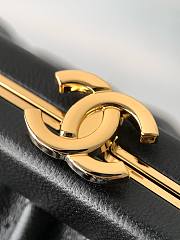 Chanel Clutch Lambskin Gold Black 24x16x8cm - 4