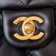 Chanel Flap Bag Lustrous Lambskin Black Pearls 19.5x14.5x7.5cm - 3
