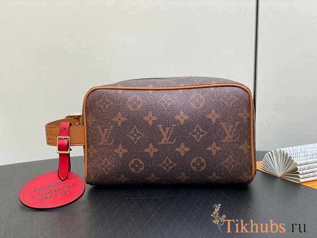 Louis Vuitton LV Locker Dopp Kit Monogram Dust 23 x 13 x 12 cm - 1