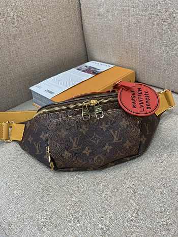 Louis Vuitton LV Bumbag Monogram Dust 35x15x8cm