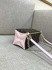 Louis Vuitton LV Bloom Pouch Rose 22.5 x 13 x 13 cm - 5