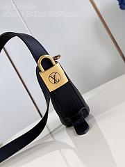 Louis Vuitton LV Low Key Bumbag Black 28 x 13 x 5.5 cm - 5