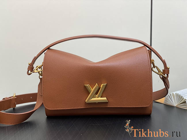 Louis Vuitton LV Soft Twist Cognac 27 x 19 x 9 cm - 1