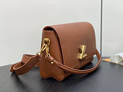 Louis Vuitton LV Soft Twist Cognac 27 x 19 x 9 cm - 5