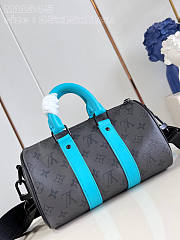 Louis Vuitton LV Keepall Bandoulière 25 Turquoise 25 x 15 x 11 cm - 4