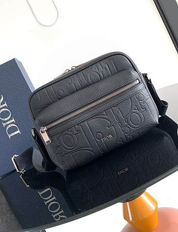 Dior Rider 2.0 Zipped Messenger Bag Black 23 x 17 x 7.5 cm 