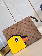 Louis Vuitton LV Trio Toilet Pouch Animonogram 25 x 20 x 5.5 cm - 5